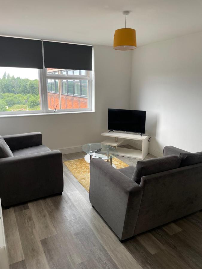 #0611 Two Bedroom Serviced Apartment - Free Parking Derby Buitenkant foto